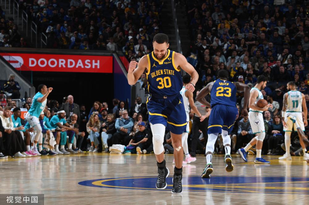 假动作中 假动作中